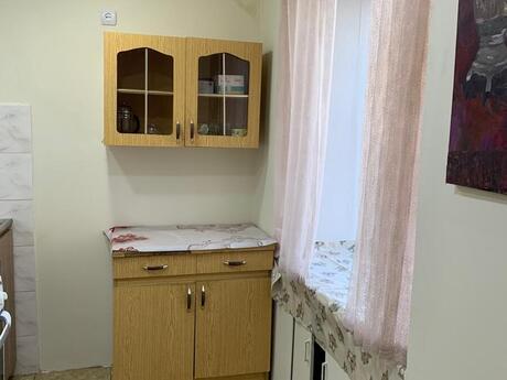 2 otaqlı köhnə tikili - Nəriman Nərimanov m. - 50 m²