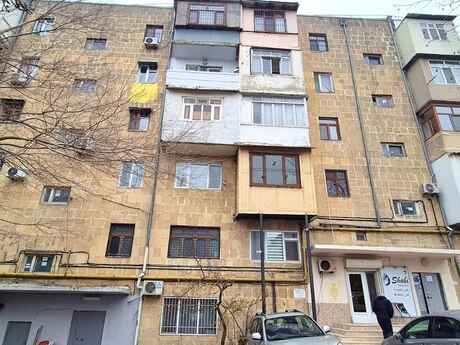 3 otaqlı yeni tikili - İçəri Şəhər m. - 80.5 m²