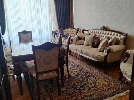 3 otaqlı yeni tikili - 8 Noyabr m. - 115 m²