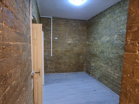 4 otaqlı köhnə tikili - Nizami m. - 115 m²