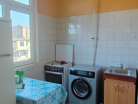 2 otaqlı köhnə tikili - Memar Əcəmi m. - 50 m²