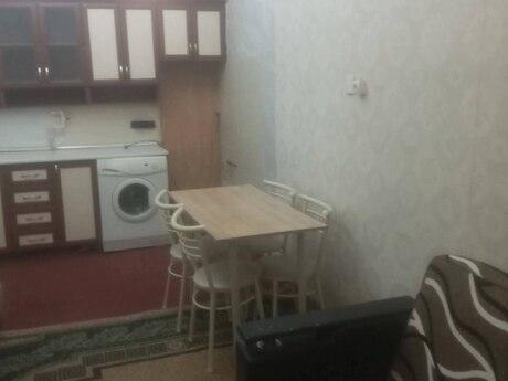 1 otaqlı köhnə tikili - Elmlər Akademiyası m. - 30 m²