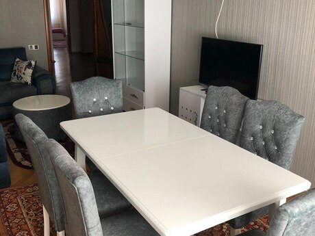 3 otaqlı yeni tikili - Nəriman Nərimanov m. - 155 m²
