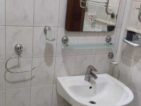 4 otaqlı köhnə tikili - Sahil m. - 100 m²