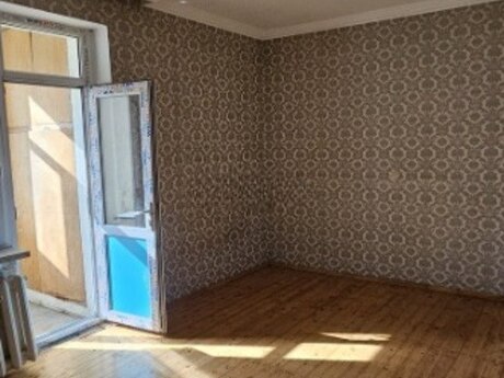 2 otaqlı köhnə tikili - Binəqədi r. - 65 m²