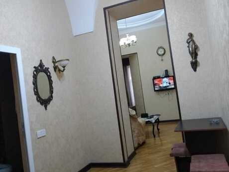 2 otaqlı köhnə tikili - Sahil m. - 70 m²