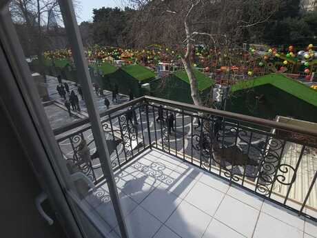 2 otaqlı köhnə tikili - Sahil m. - 40 m²