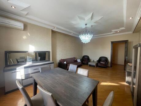 4 otaqlı yeni tikili - Xalqlar Dostluğu m. - 169 m²