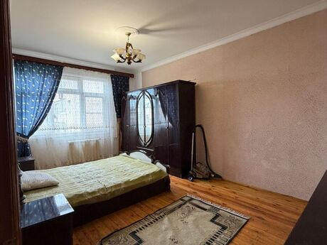 3 otaqlı köhnə tikili - Azadlıq Prospekti m. - 70 m²