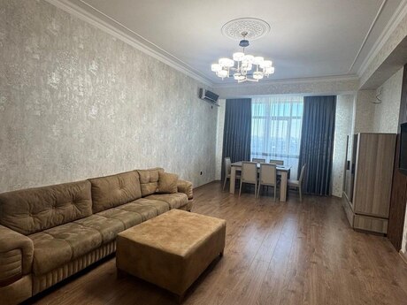 2 otaqlı yeni tikili - 8-ci kilometr q. - 70 m²