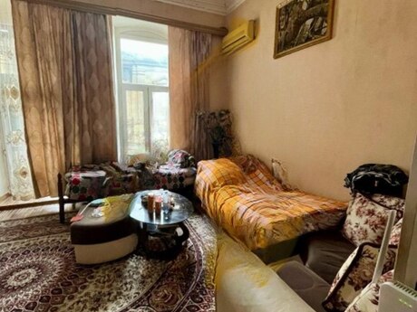 2 otaqlı köhnə tikili - Nizami m. - 60 m²