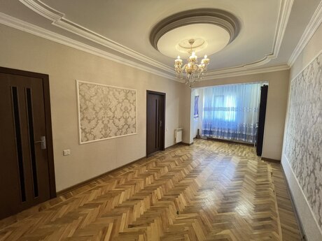 2 otaqlı köhnə tikili - Memar Əcəmi m. - 50 m²
