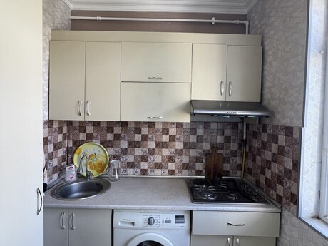 2 otaqlı köhnə tikili - Memar Əcəmi m. - 50 m²