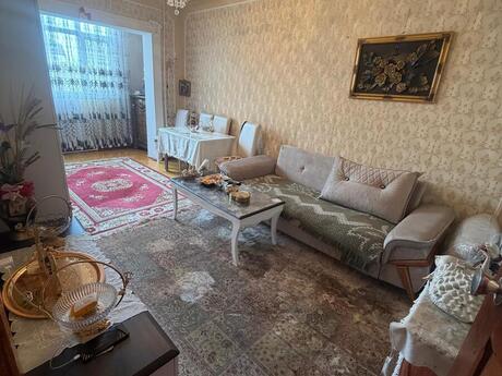 2 otaqlı köhnə tikili - Azadlıq Prospekti m. - 50 m²
