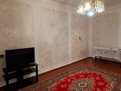 3 otaqlı köhnə tikili - Əhmədli q. - 100 m²