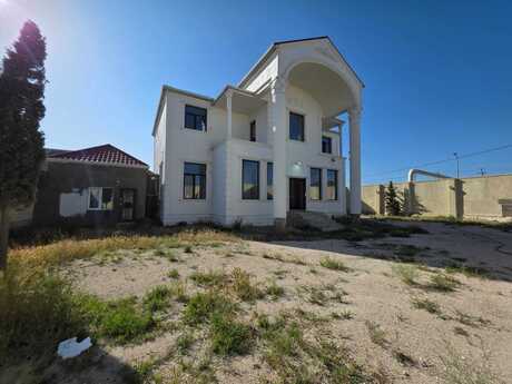 6 otaqlı həyət evi/bağ evi - Şüvəlan q. - 320 m²
