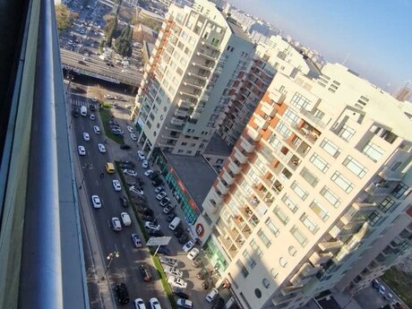 2 otaqlı yeni tikili - 8 Noyabr m. - 100 m²