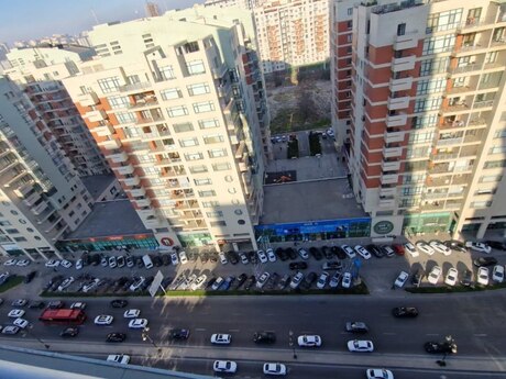 2 otaqlı yeni tikili - 8 Noyabr m. - 100 m²