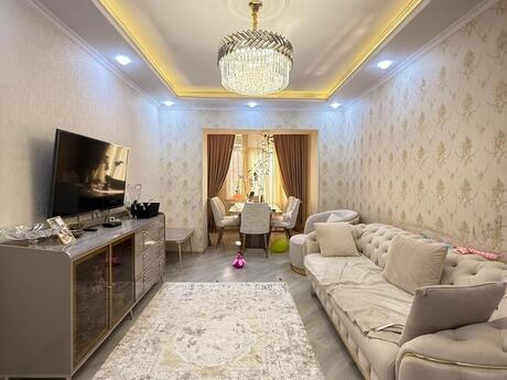 4 otaqlı köhnə tikili - İnşaatçılar m. - 110 m²
