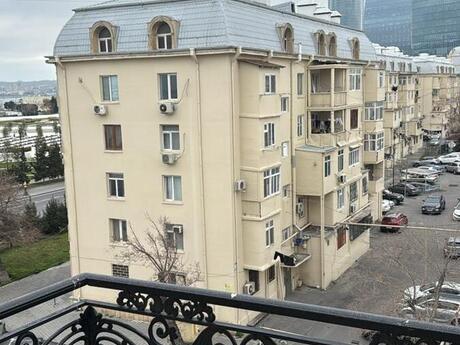 2 otaqlı köhnə tikili - Şah İsmayıl Xətai m. - 55 m²