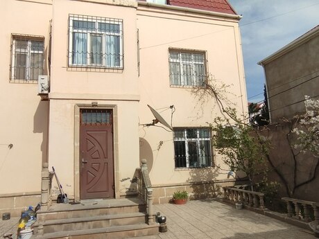 5 otaqlı həyət evi/bağ evi - Keşlə q. - 193.5 m²