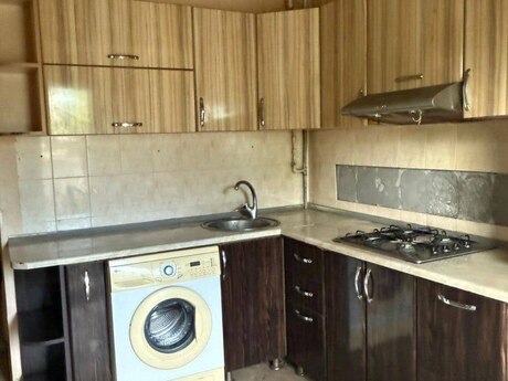3 otaqlı köhnə tikili - Yasamal r. - 100 m²