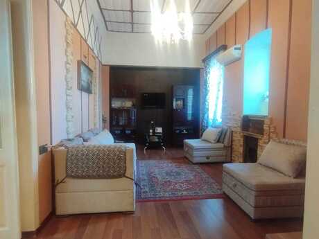 2 otaqlı köhnə tikili - İçəri Şəhər m. - 47 m²