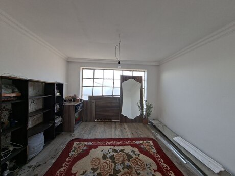 3 otaqlı həyət evi/bağ evi - Zabrat q. - 95 m²