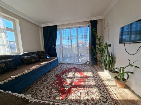 3 otaqlı həyət evi/bağ evi - Zabrat q. - 95 m²