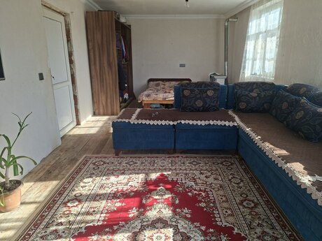 3 otaqlı həyət evi/bağ evi - Zabrat q. - 95 m²