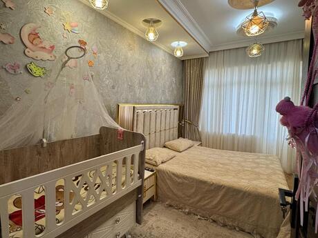 2 otaqlı köhnə tikili - Bakıxanov q. - 60 m²