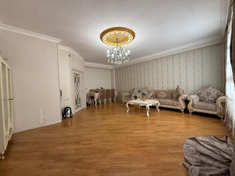 4 otaqlı yeni tikili - İnşaatçılar m. - 135 m²