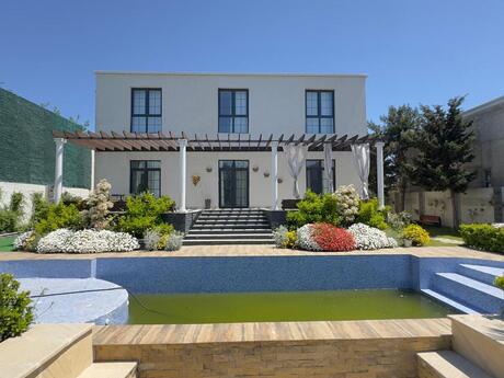 6 otaqlı həyət evi/bağ evi - Mərdəkan q. - 350 m²