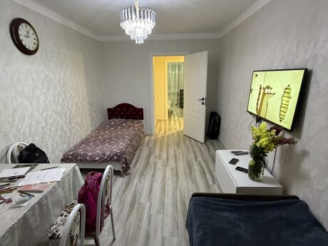 2 otaqlı köhnə tikili - Bakıxanov q. - 49 m²