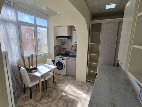 3 otaqlı yeni tikili - Xırdalan - 70 m²