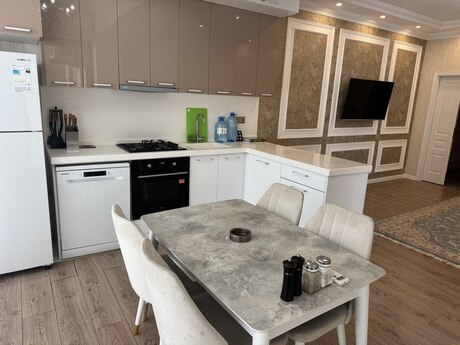 3 otaqlı yeni tikili - Şah İsmayıl Xətai m. - 126 m²