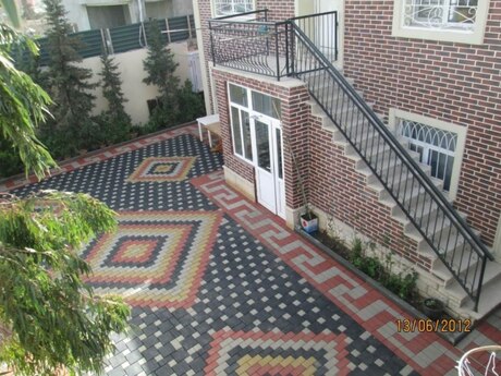 4 otaqlı həyət evi/bağ evi - Şimal DRES q. - 110 m²