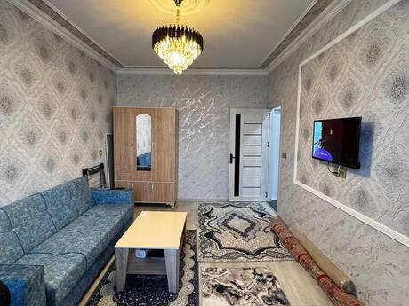 2 otaqlı köhnə tikili - 20 Yanvar m. - 40 m²