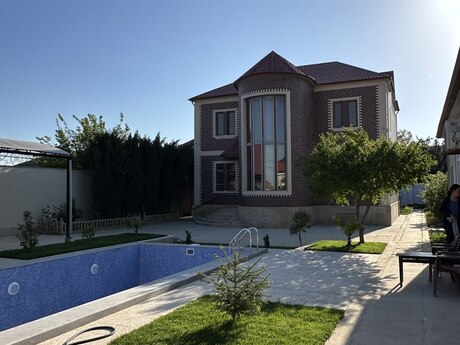 6 otaqlı həyət evi/bağ evi - Buzovna q. - 220 m²