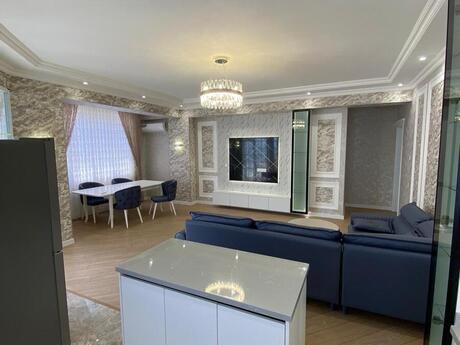 3 otaqlı yeni tikili - 28 May m. - 131.5 m²