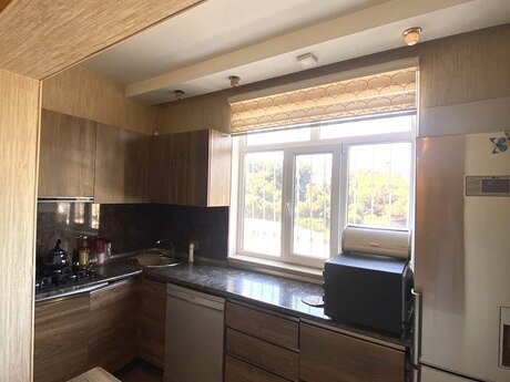 3 otaqlı köhnə tikili - Nəriman Nərimanov m. - 65 m²