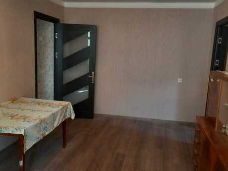 2 otaqlı köhnə tikili - Neftçilər m. - 50 m²