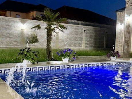4 otaqlı həyət evi/bağ evi - Albalılıq q. - 127 m²