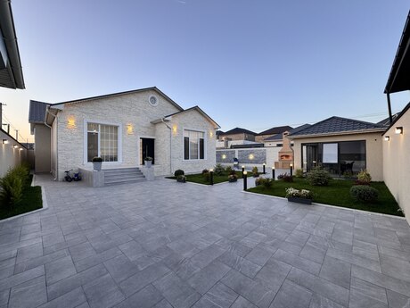 5 otaqlı həyət evi/bağ evi - Binə q. - 220 m²