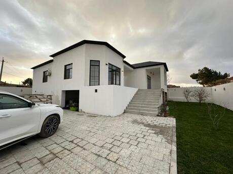 4 otaqlı həyət evi/bağ evi - Novxanı q. - 250 m²