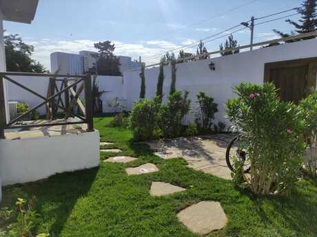 5 otaqlı həyət evi/bağ evi - Buzovna q. - 200 m²