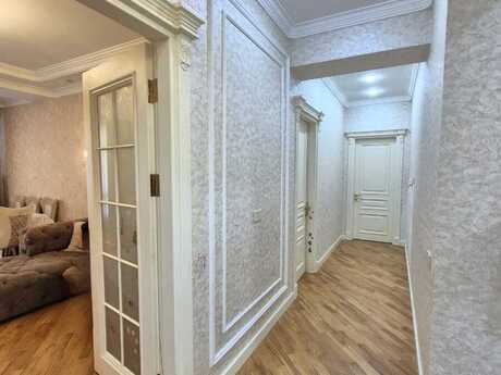 3 otaqlı yeni tikili - İnşaatçılar m. - 144 m²