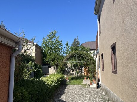 5 otaqlı həyət evi/bağ evi - Buzovna q. - 180 m²