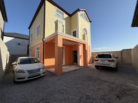 5 otaqlı həyət evi/bağ evi - Badamdar q. - 300 m²