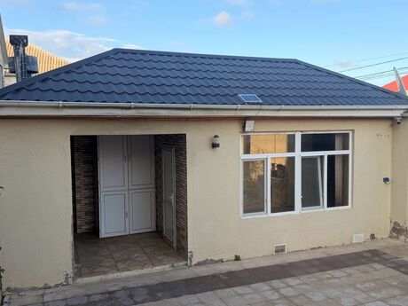 10 otaqlı həyət evi/bağ evi - Zığ q. - 206 m²